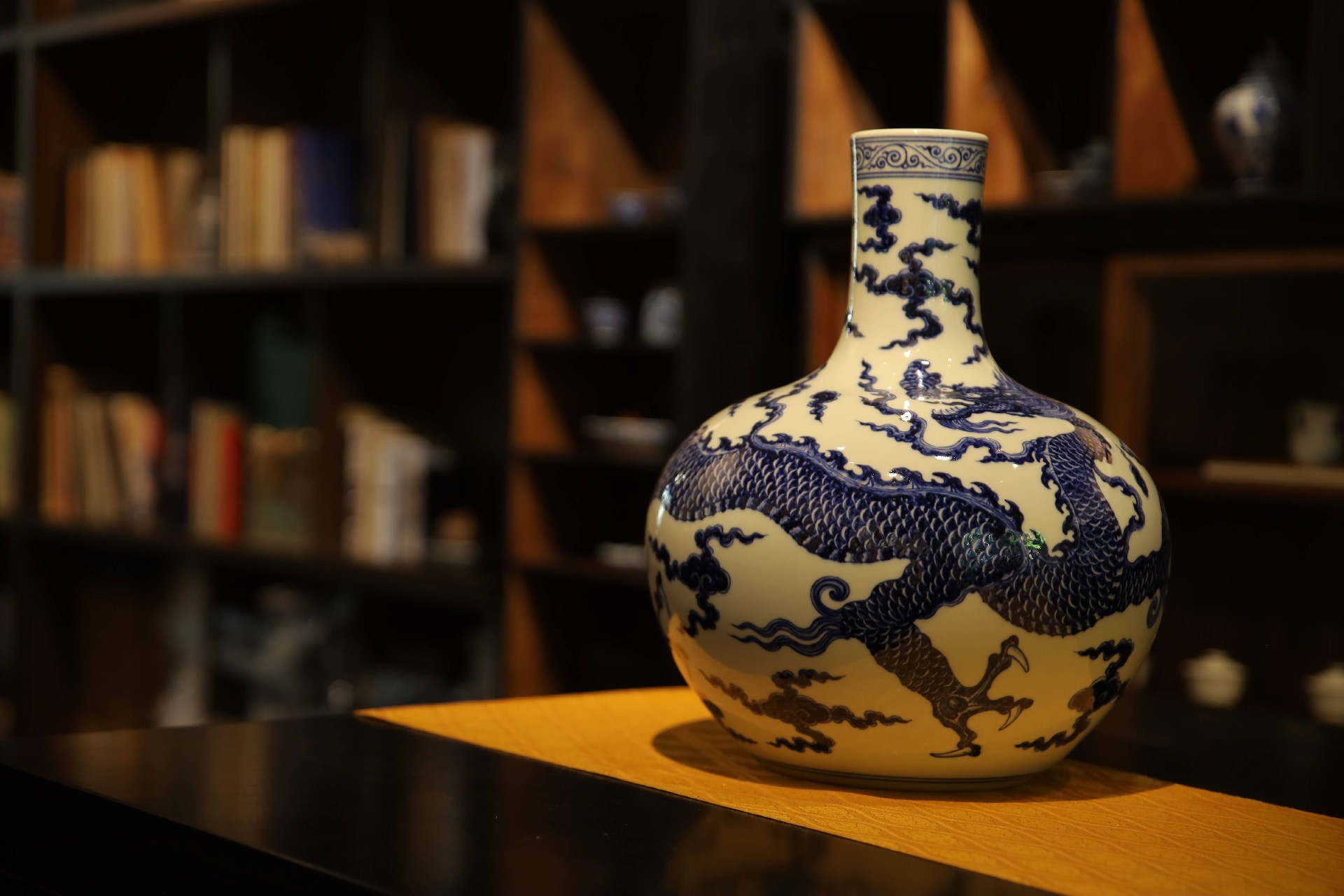  舜瓷半刀泥：千年宋艺，刀锋上的景德镇绝唱(图2)