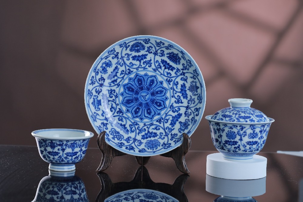 胎釉型画彩，要看刘建锋