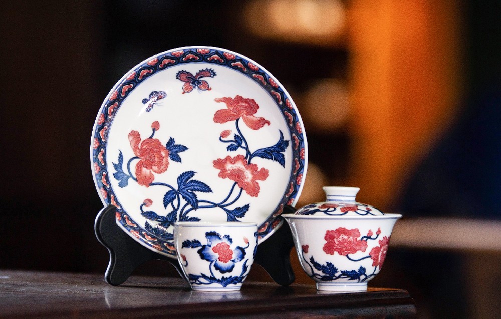 千百次尝试，勤义堂铸就清三代官窑标准釉里红